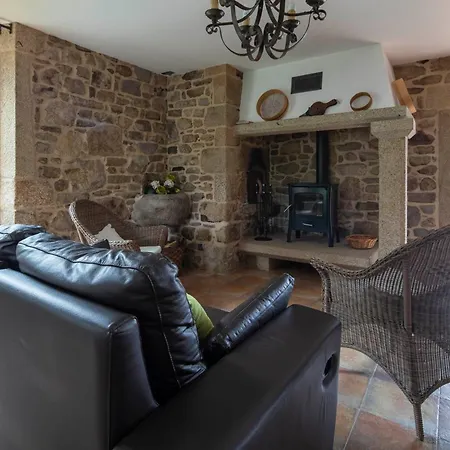 Lar De Arousa 1 Holiday home