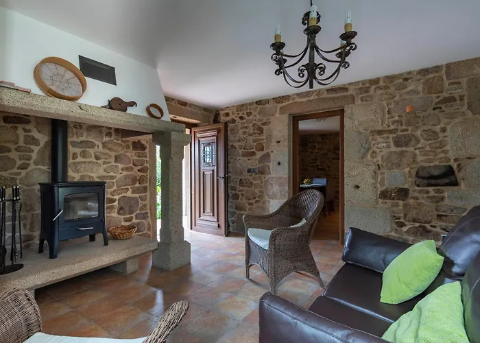 Lar De Arousa 1 * Катойра